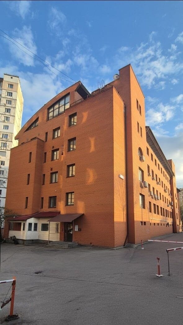 Аренда офиса 220 м², Дегтяревская ул., 33Б