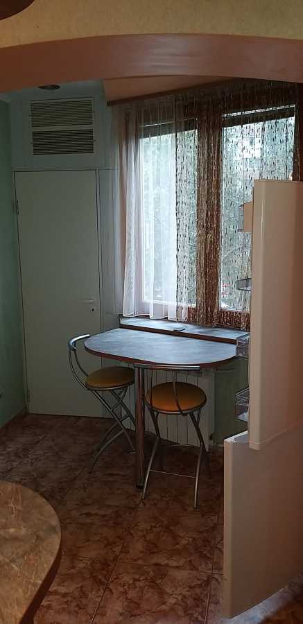 Оренда 3-кімнатної квартири 70 м², Семашка вул., 15