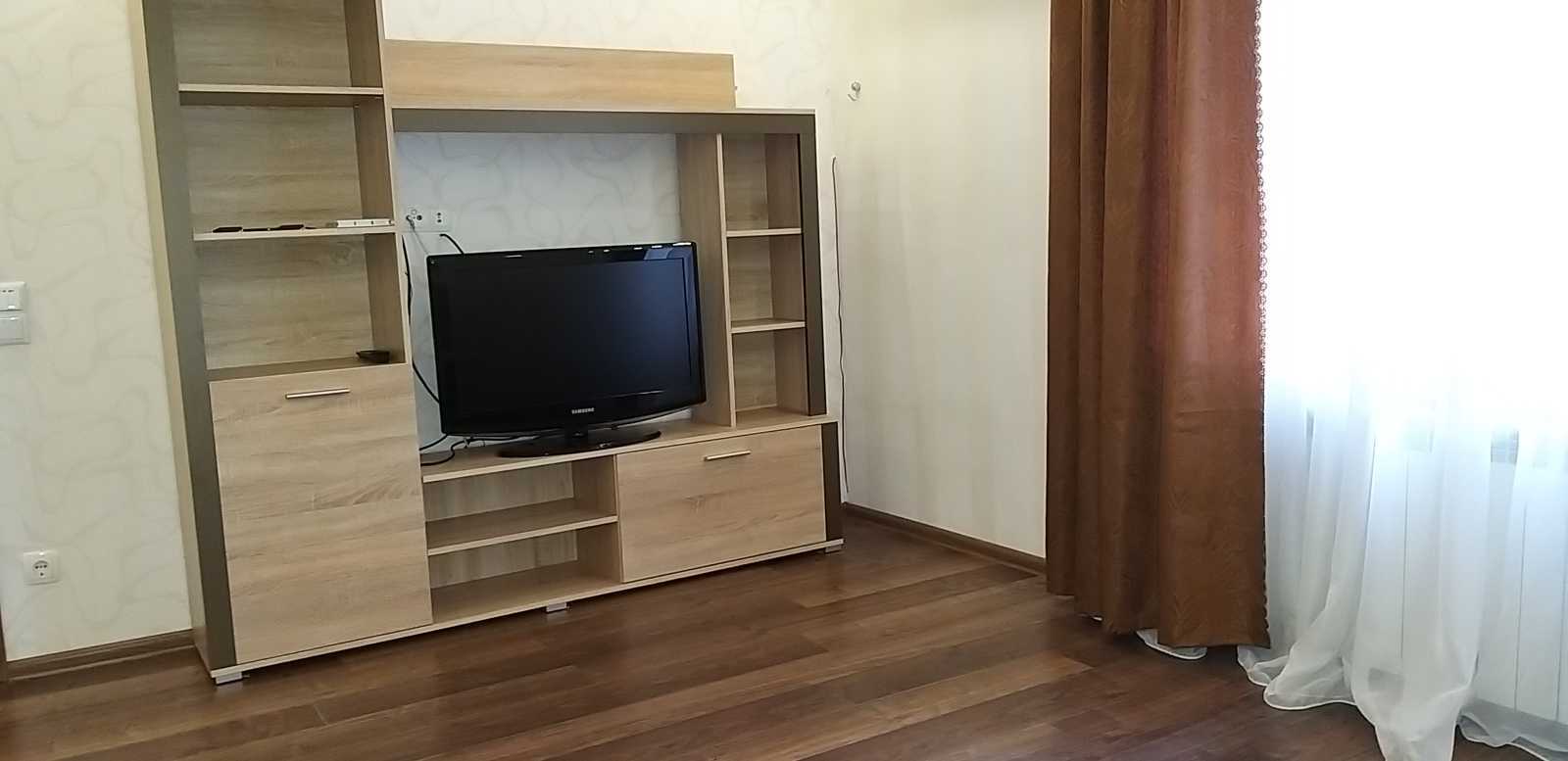 Оренда 3-кімнатної квартири 70 м², Семашка вул., 15