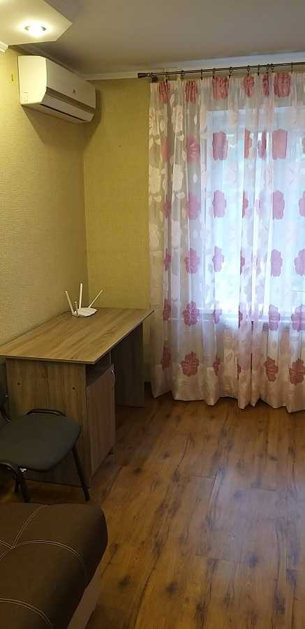 Оренда 3-кімнатної квартири 70 м², Семашка вул., 15
