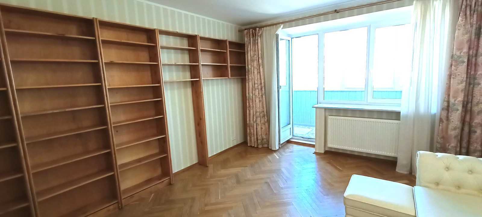 Продаж 3-кімнатної квартири 82 м², Генерала Алмазова вул., 6