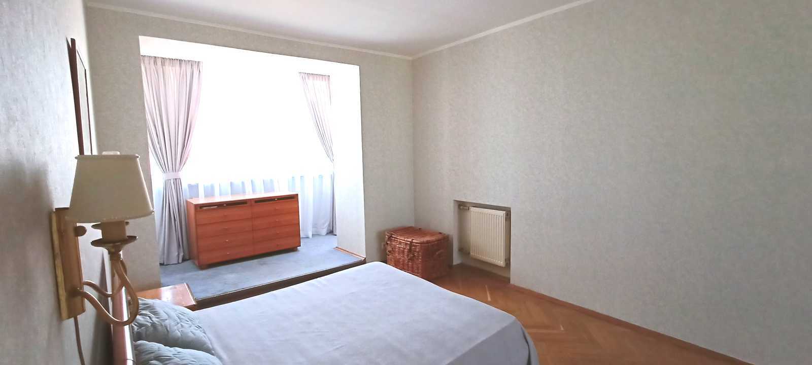 Продаж 3-кімнатної квартири 82 м², Генерала Алмазова вул., 6