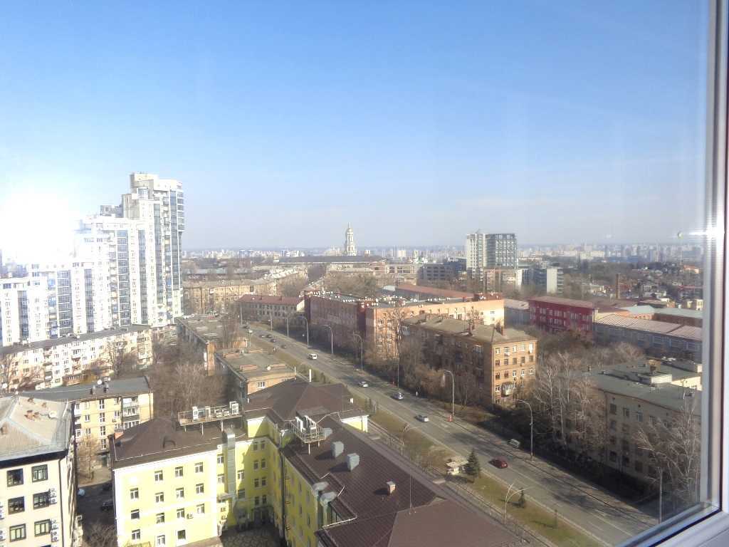 Продаж 3-кімнатної квартири 82 м², Генерала Алмазова вул., 6