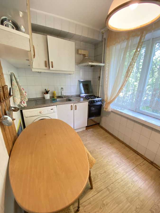 Оренда 2-кімнатної квартири 46 м², Стеценка вул., 4