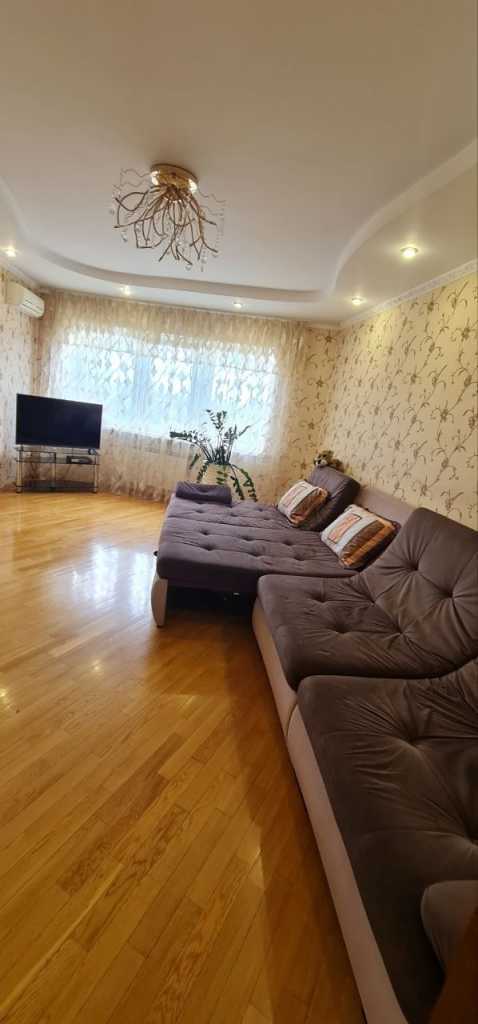 Аренда 2-комнатной квартиры 75 м², Верховного Совета бул., 14Б