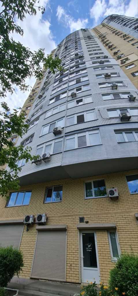 Аренда 2-комнатной квартиры 75 м², Верховного Совета бул., 14Б