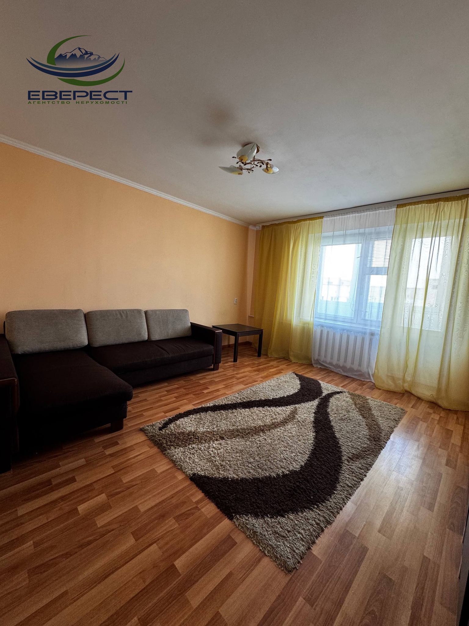 Продажа 3-комнатной квартиры 65 м²