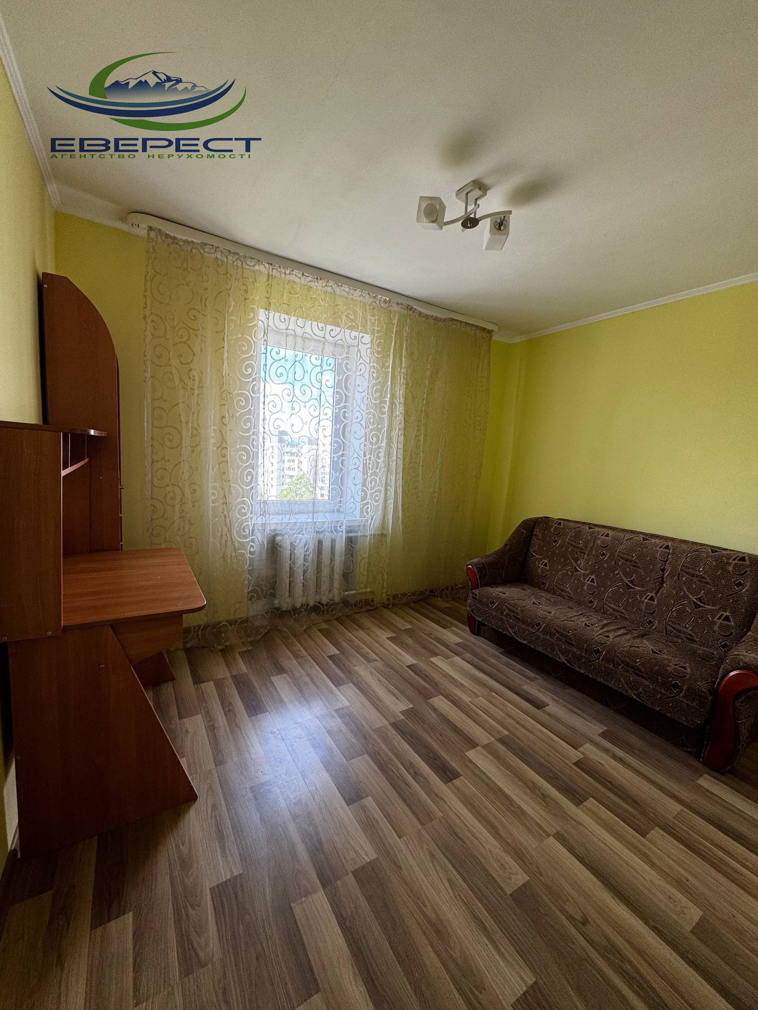 Продажа 3-комнатной квартиры 65 м²