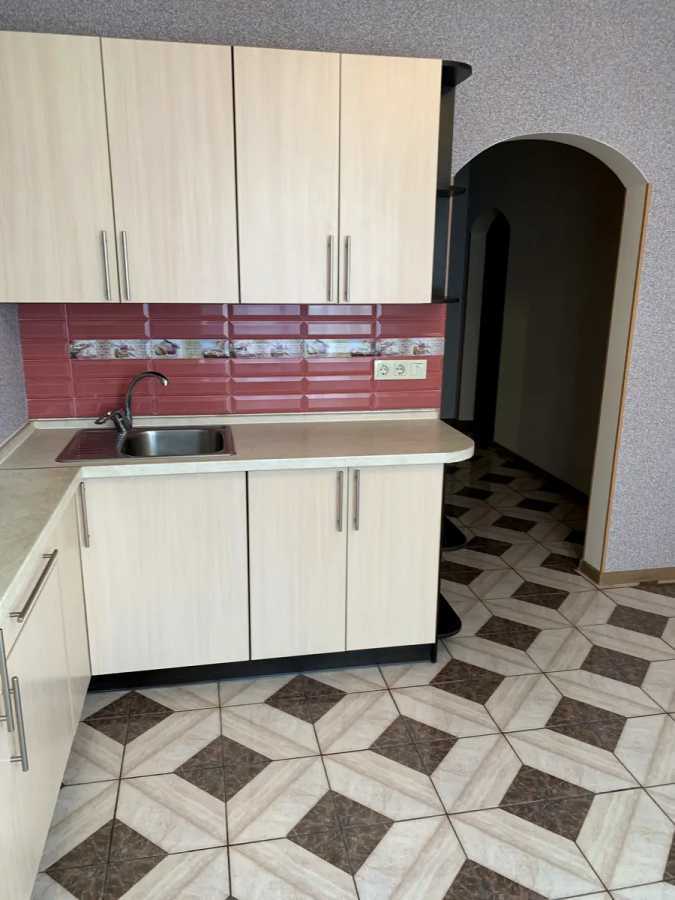 Аренда 2-комнатной квартиры 75 м², Здолбуновская ул., 13