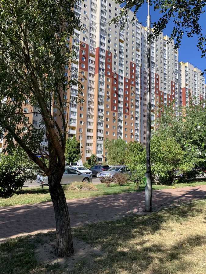 Аренда 2-комнатной квартиры 75 м², Здолбуновская ул., 13