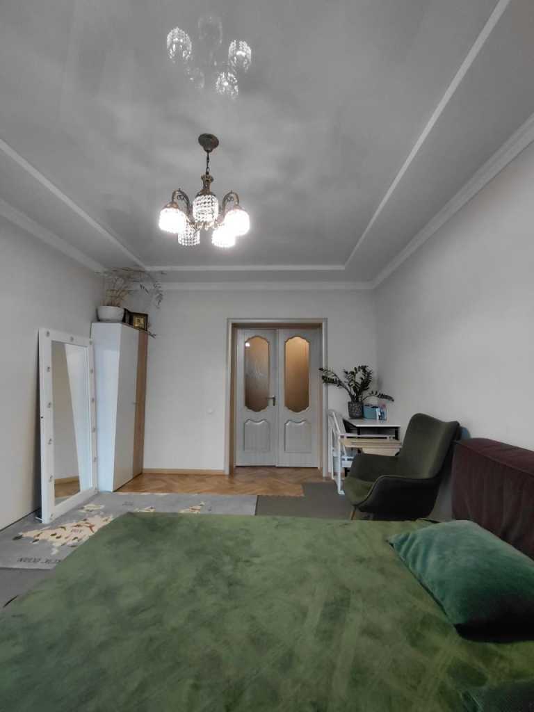 Продажа 1-комнатной квартиры 52 м², Ивана Франко ул., 44В