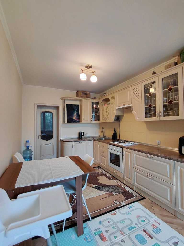 Продажа 1-комнатной квартиры 52 м², Ивана Франко ул., 44В