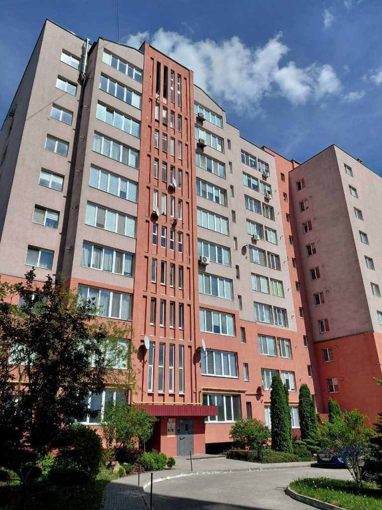 Продажа 1-комнатной квартиры 52 м², Ивана Франко ул., 44В