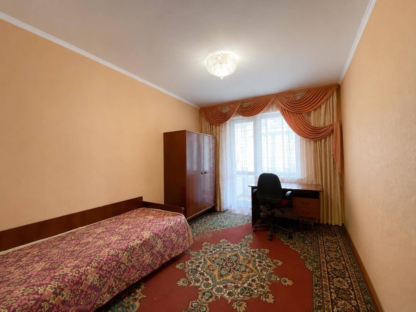 Продажа 4-комнатной квартиры 87 м², Озерная ул.