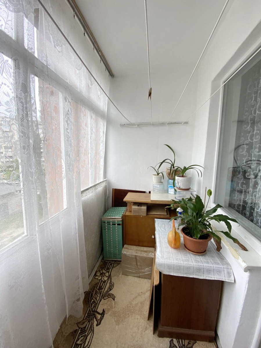 Продажа 4-комнатной квартиры 87 м², Озерная ул.