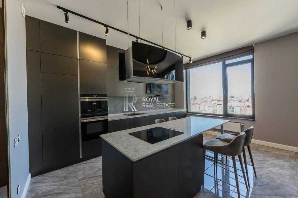 Оренда 3-кімнатної квартири 110 м², Івана Федорова вул., 2