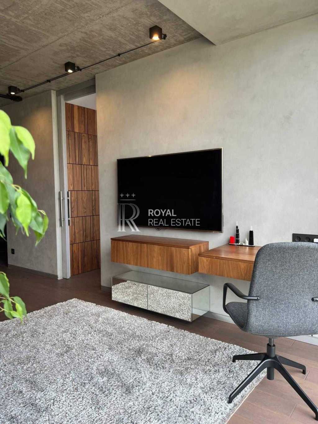 Продаж 2-кімнатної квартири 56 м², Предславинська вул., 53