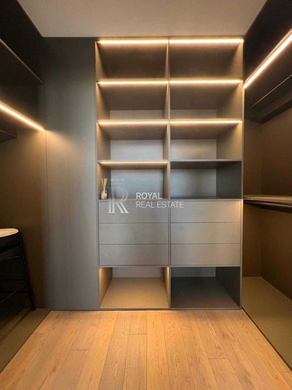 Продаж 2-кімнатної квартири 56 м², Предславинська вул., 53