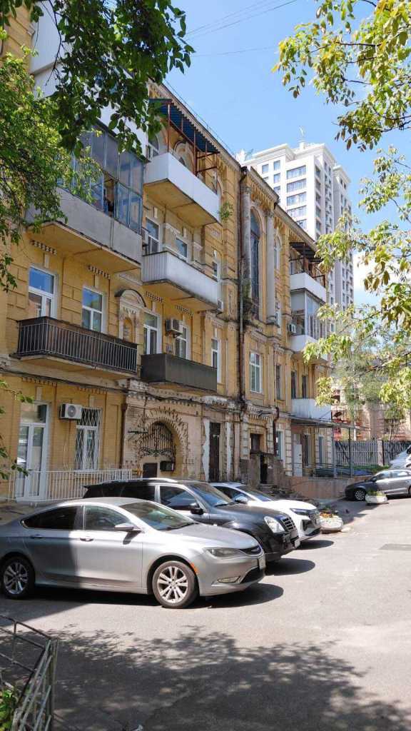 Аренда магазина 180 м², Саксаганского ул., 67