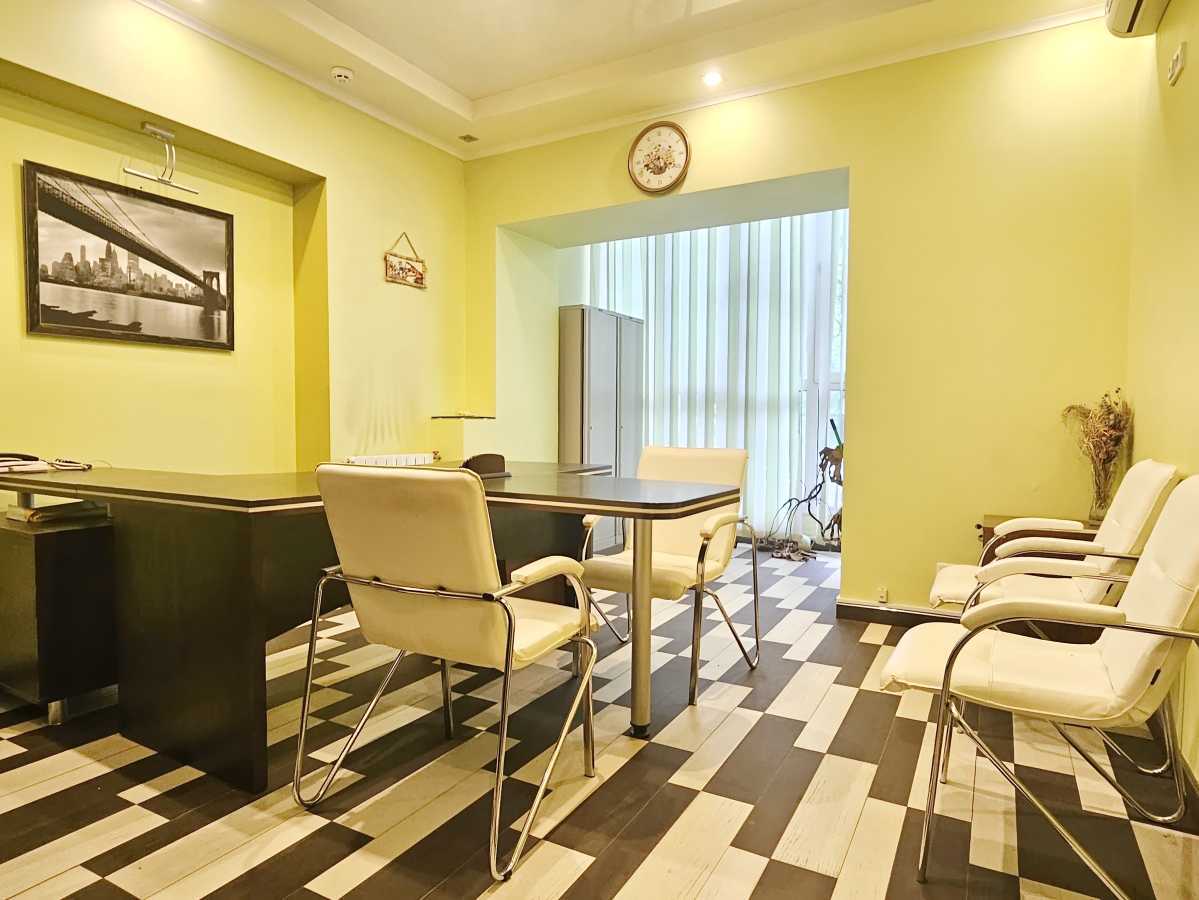 Аренда офиса 45 м², Богдана Хмельницкого ул., 68