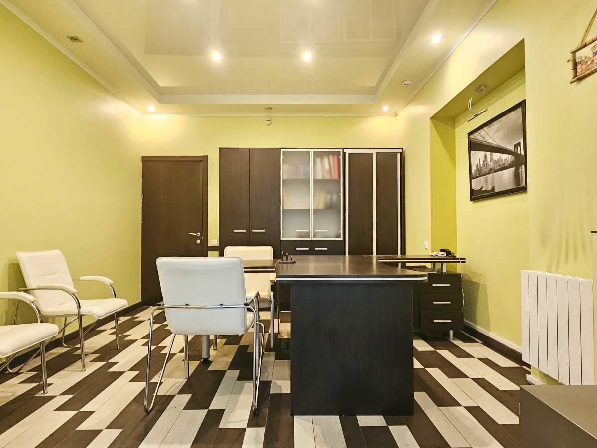 Аренда офиса 45 м², Богдана Хмельницкого ул., 68