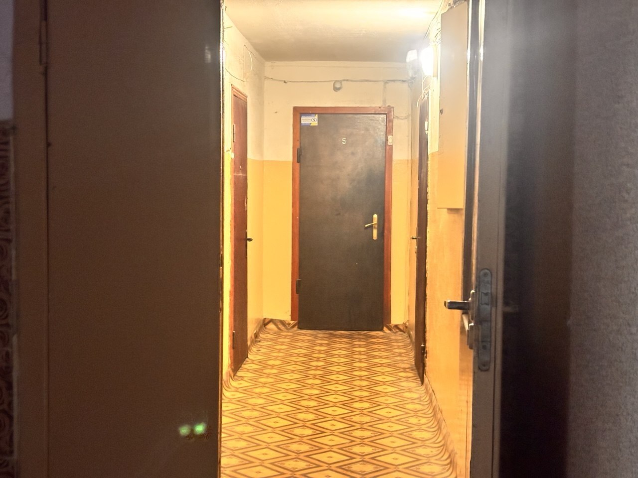 Продажа 3-комнатной квартиры 90.8 м², Ереванская ул., 10А