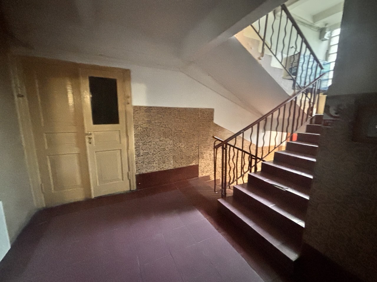 Продажа 3-комнатной квартиры 90.8 м², Ереванская ул., 10А