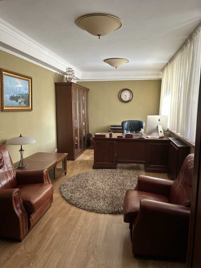 Продаж 5-кімнатної квартири 256 м², Маршала Тимошенка вул., 29