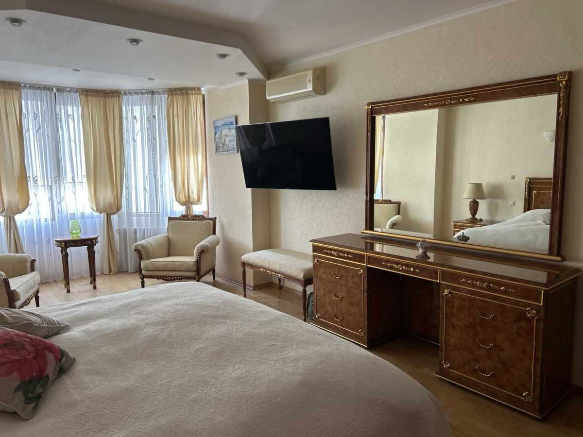 Продаж 5-кімнатної квартири 256 м², Маршала Тимошенка вул., 29
