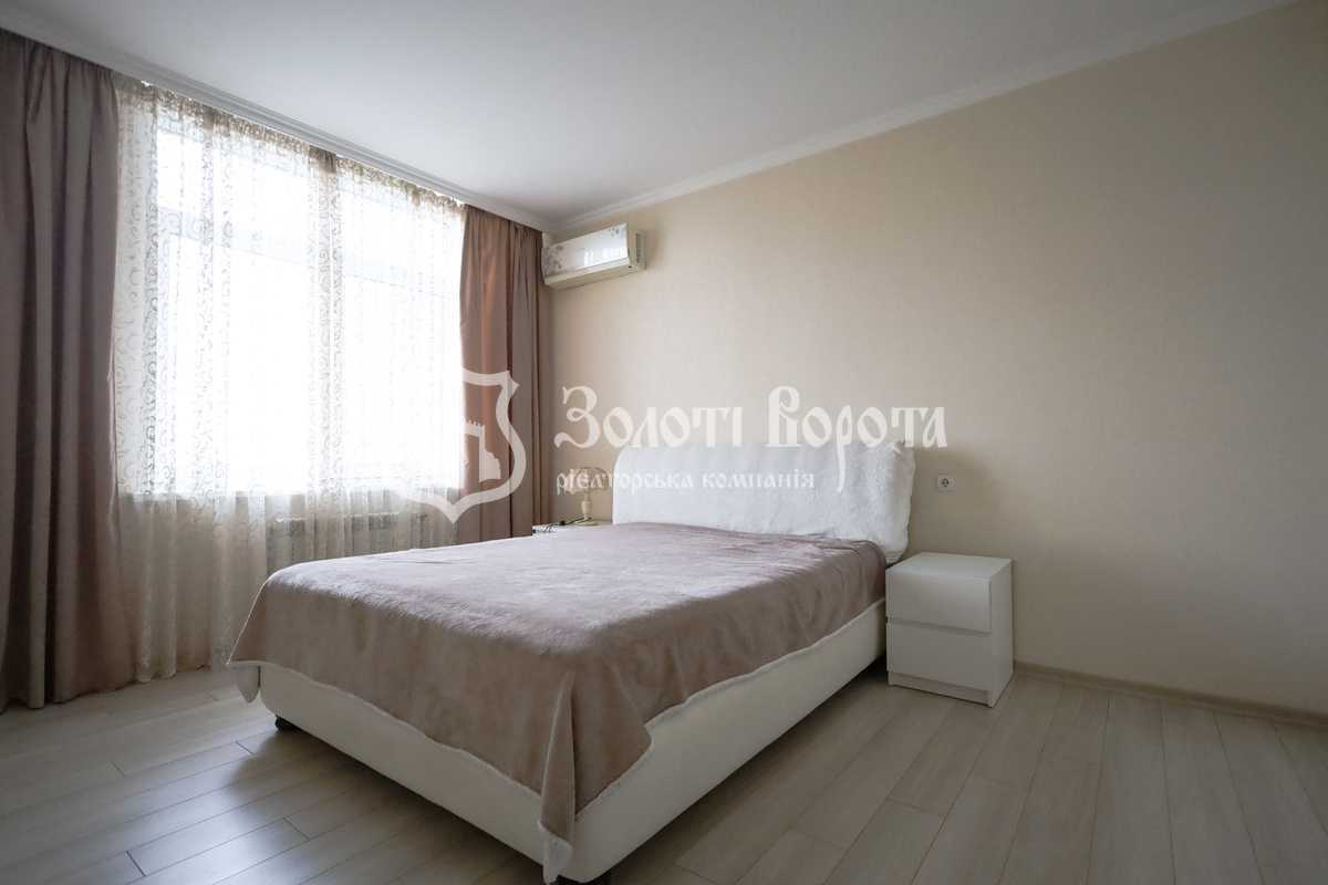 Продаж 3-кімнатної квартири 86.5 м², Авіаконструктора Ігоря Сікорського вул., 3д