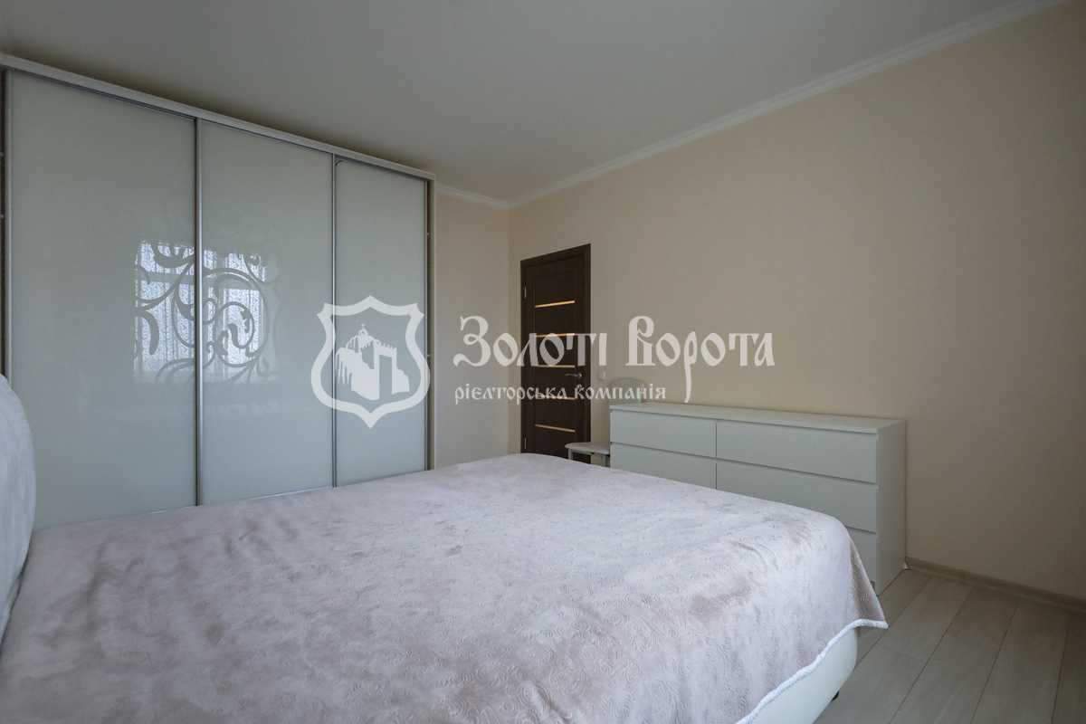 Продаж 3-кімнатної квартири 86.5 м², Авіаконструктора Ігоря Сікорського вул., 3д