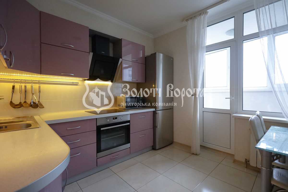 Продаж 3-кімнатної квартири 86.5 м², Авіаконструктора Ігоря Сікорського вул., 3д