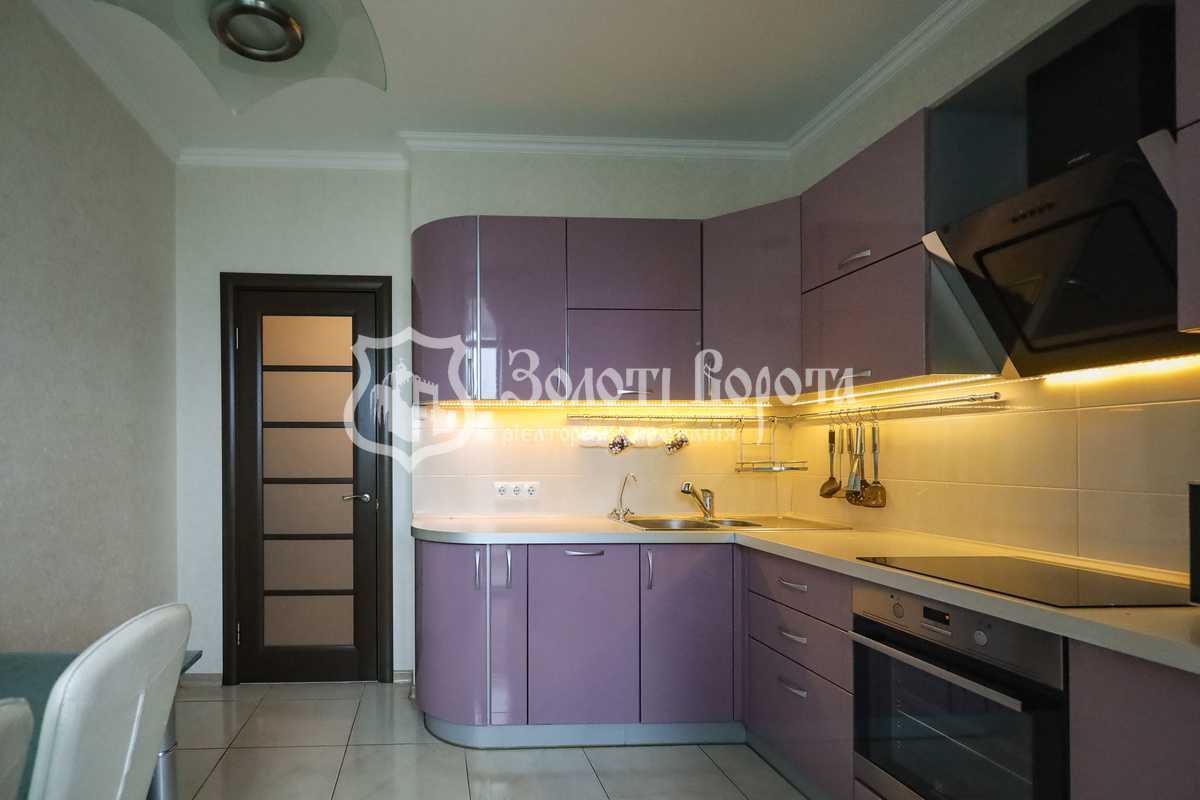 Продаж 3-кімнатної квартири 86.5 м², Авіаконструктора Ігоря Сікорського вул., 3д