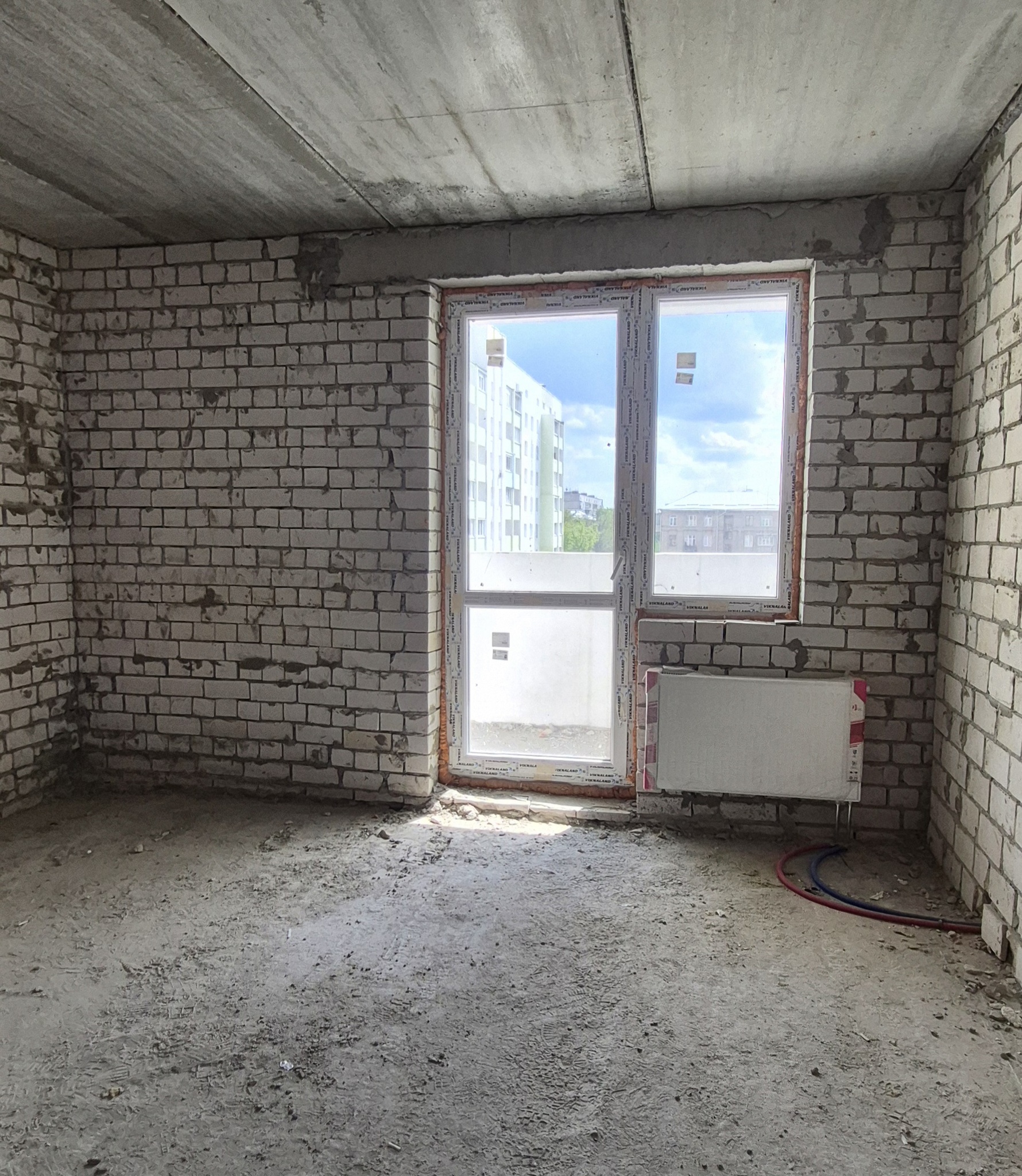 Продаж 2-кімнатної квартири 73 м², Героїв Харькова просп., 270В