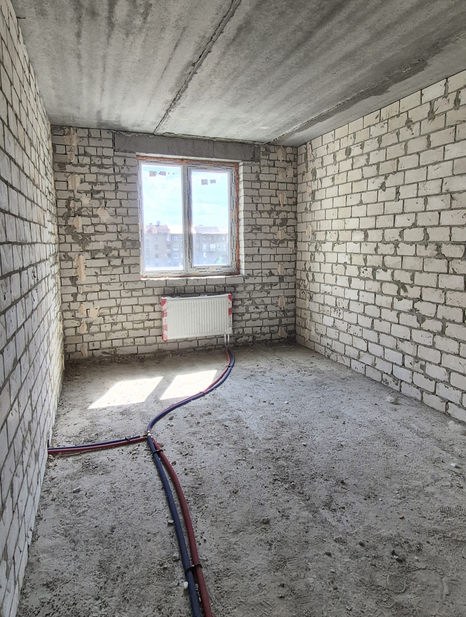 Продаж 2-кімнатної квартири 73 м², Героїв Харькова просп., 270В