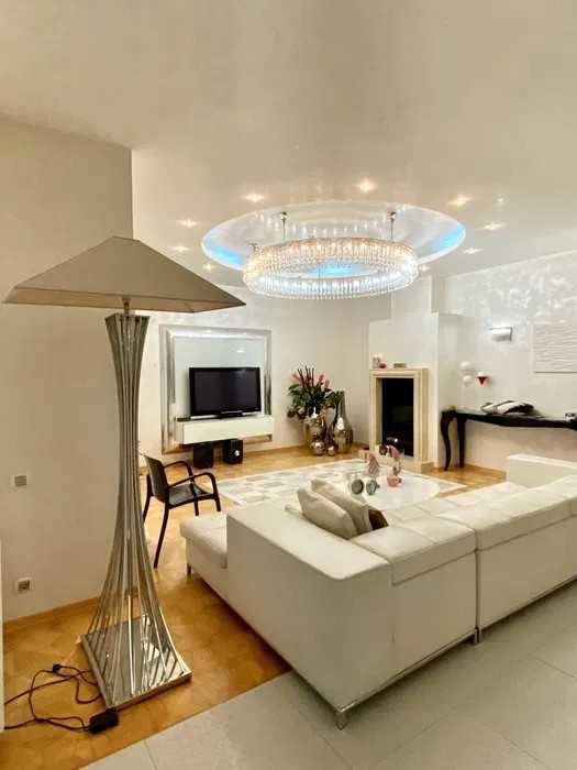 Продаж котеджу 500 м², Озерная, 5