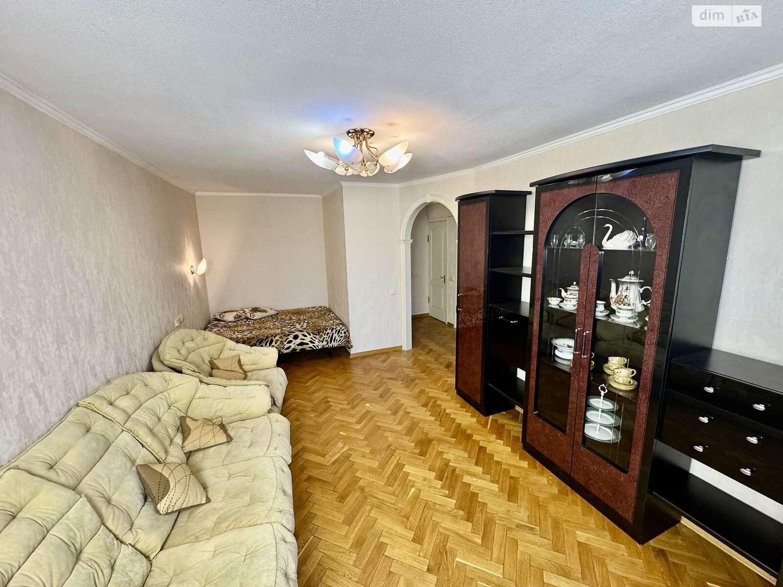 Продажа 1-комнатной квартиры 41 м², Флоренции ул., 1/11