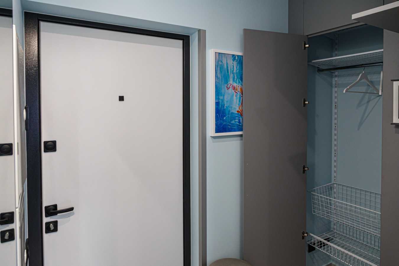 Оренда 1-кімнатної квартири 43.8 м², Салютна вул., 2