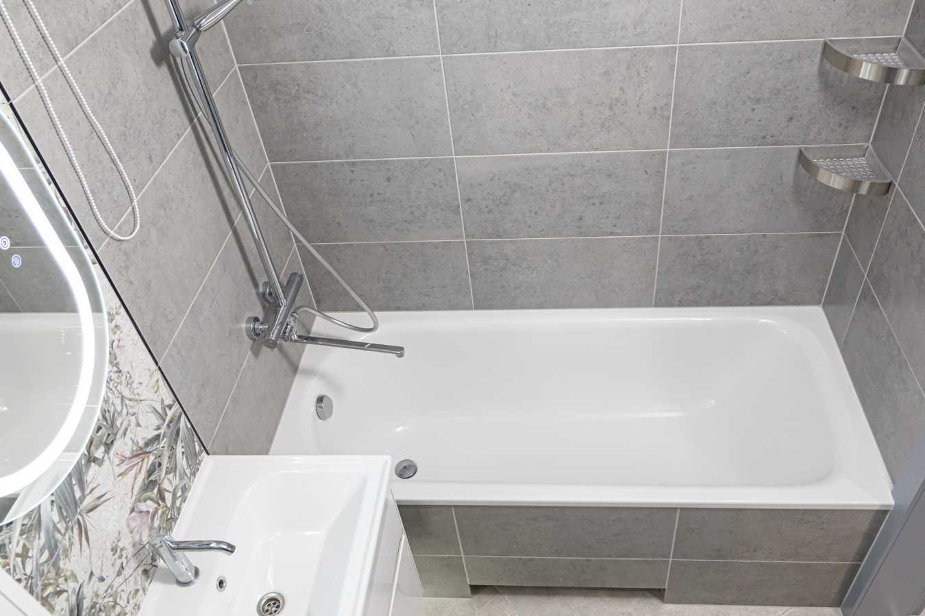 Оренда 1-кімнатної квартири 43.8 м², Салютна вул., 2