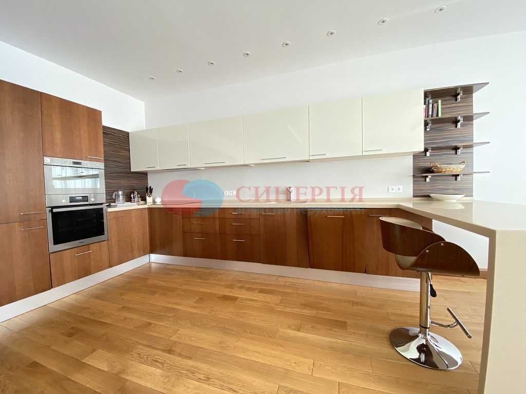 Оренда 3-кімнатної квартири 160 м², Кловський узвіз, 7А