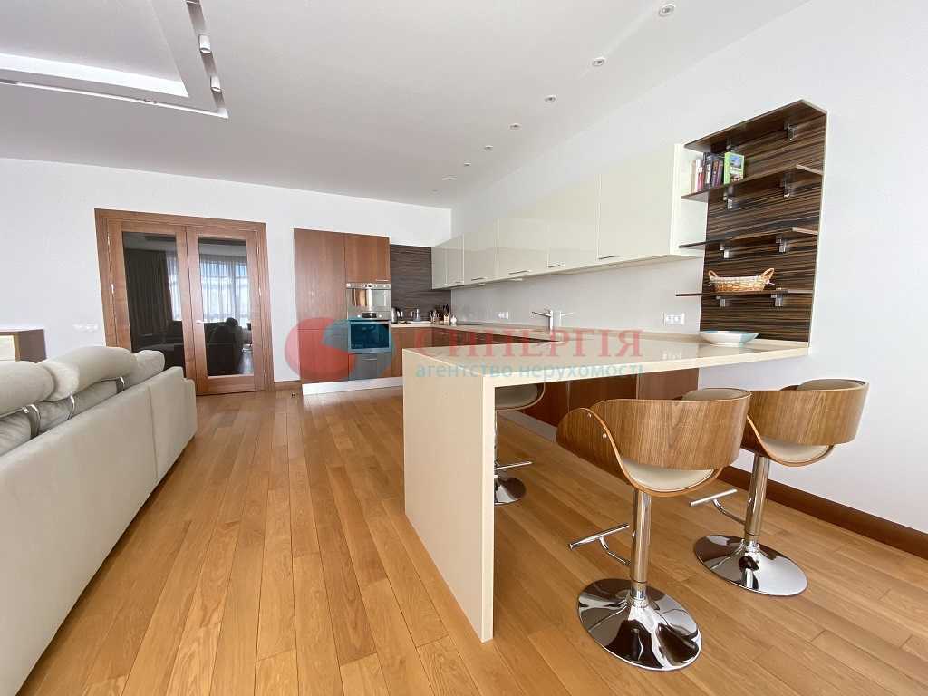 Оренда 3-кімнатної квартири 160 м², Кловський узвіз, 7А