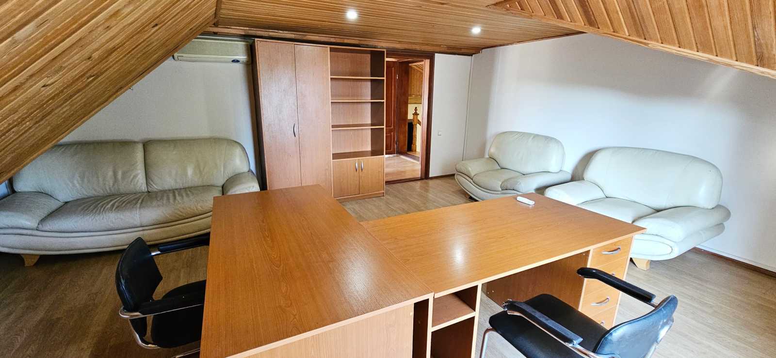 Аренда склада 484 м², Гостомельское