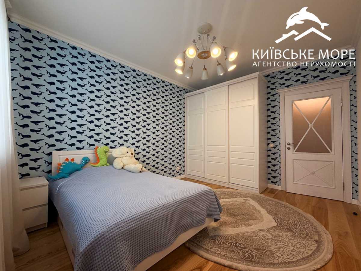 Продажа 3-комнатной квартиры 90 м², Воскресенская ул., 18