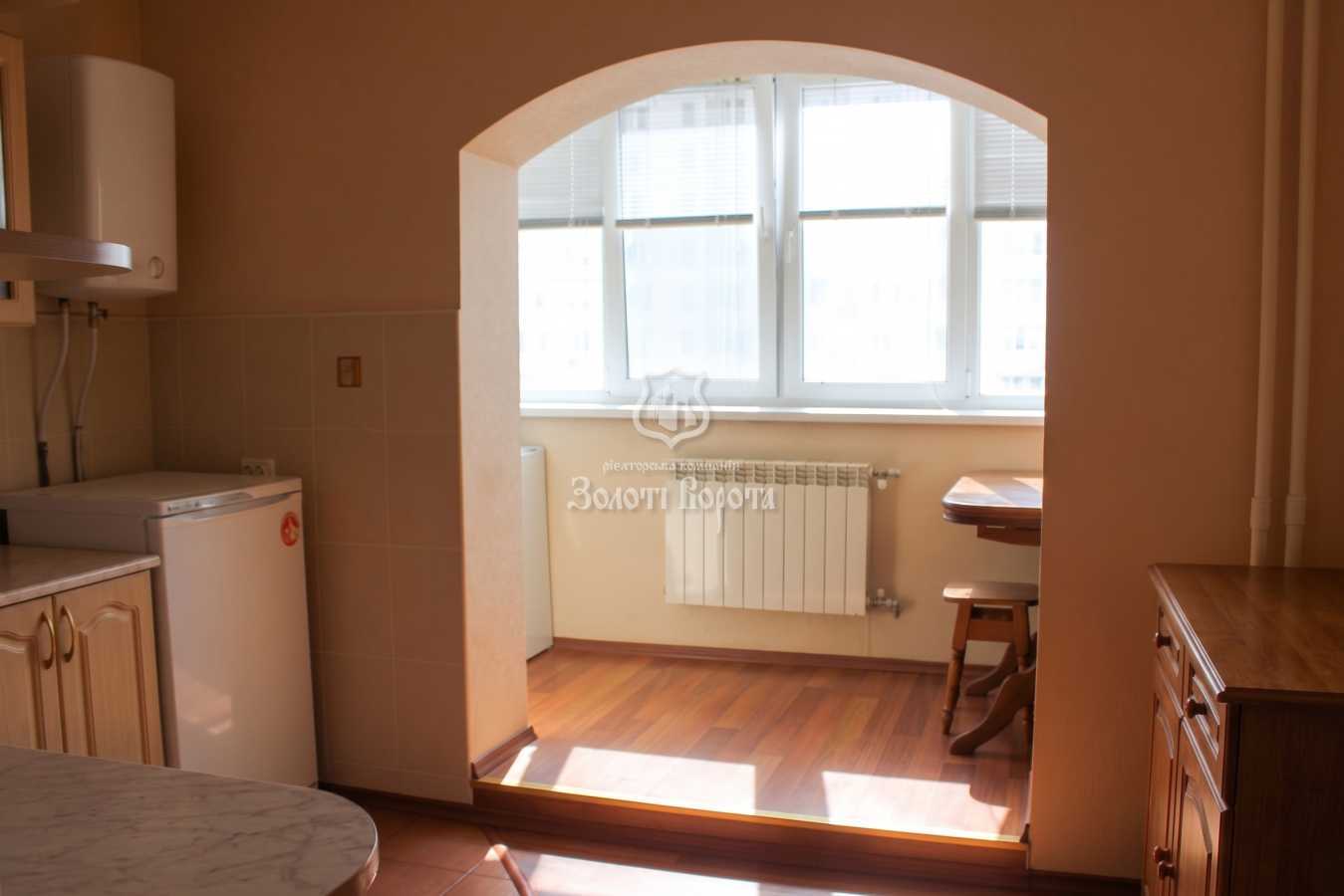 Продажа 2-комнатной квартиры 55 м², Алма-Атинская ул., 39Д
