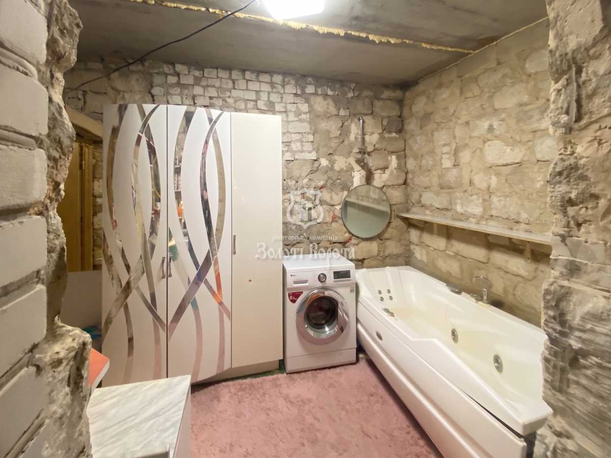 Продаж будинку 320 м², 11-Дачна, 43-45