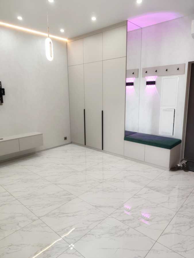 Продаж 1-кімнатної квартири 40 м², Редьчинська вул., 8