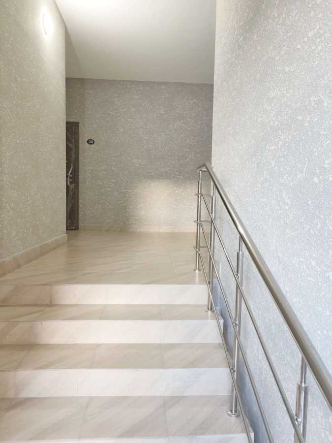 Продаж 1-кімнатної квартири 40 м², Редьчинська вул., 8