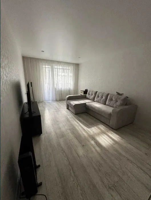 Аренда 1-комнатной квартиры 35 м², Героев Труда ул.