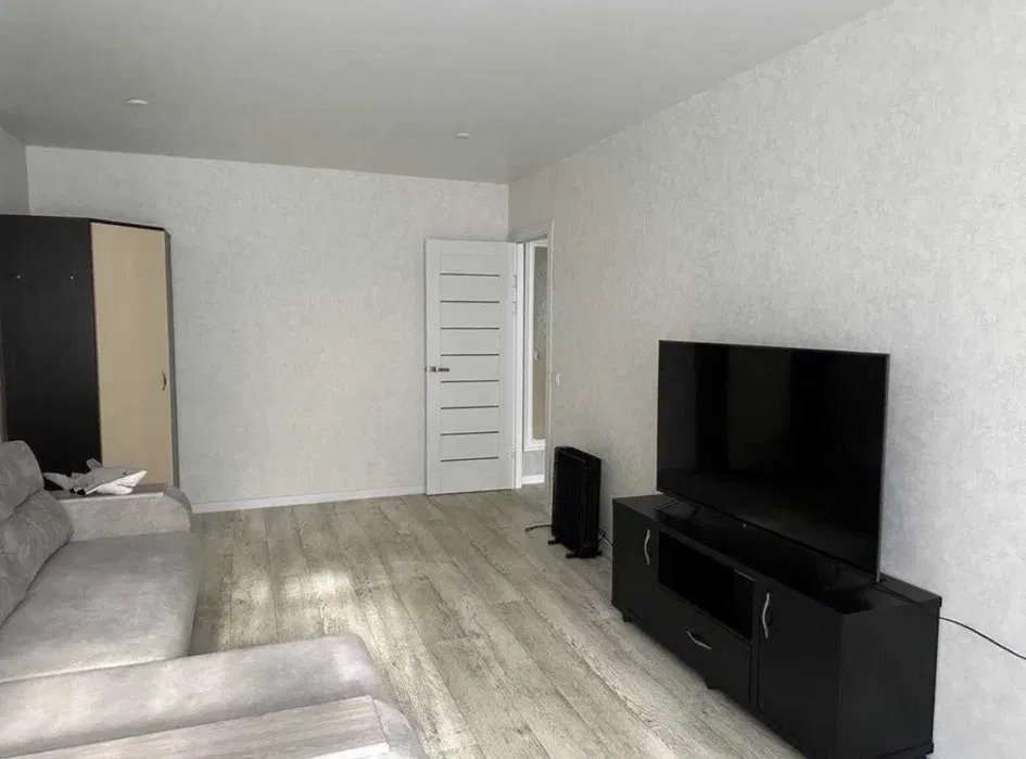 Аренда 1-комнатной квартиры 35 м², Героев Труда ул.