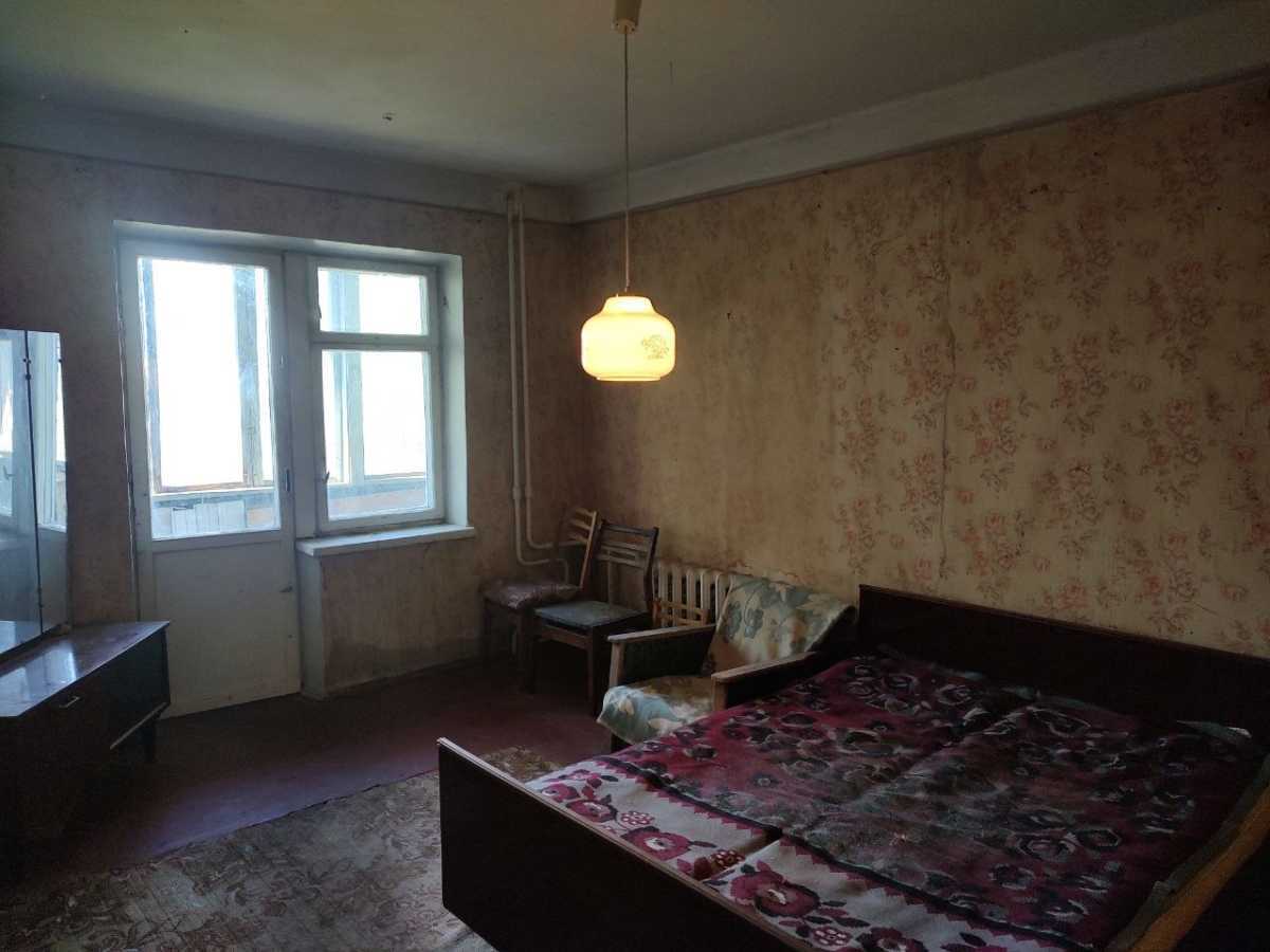 Продаж 3-кімнатної квартири 65 м², Дежнева, 5